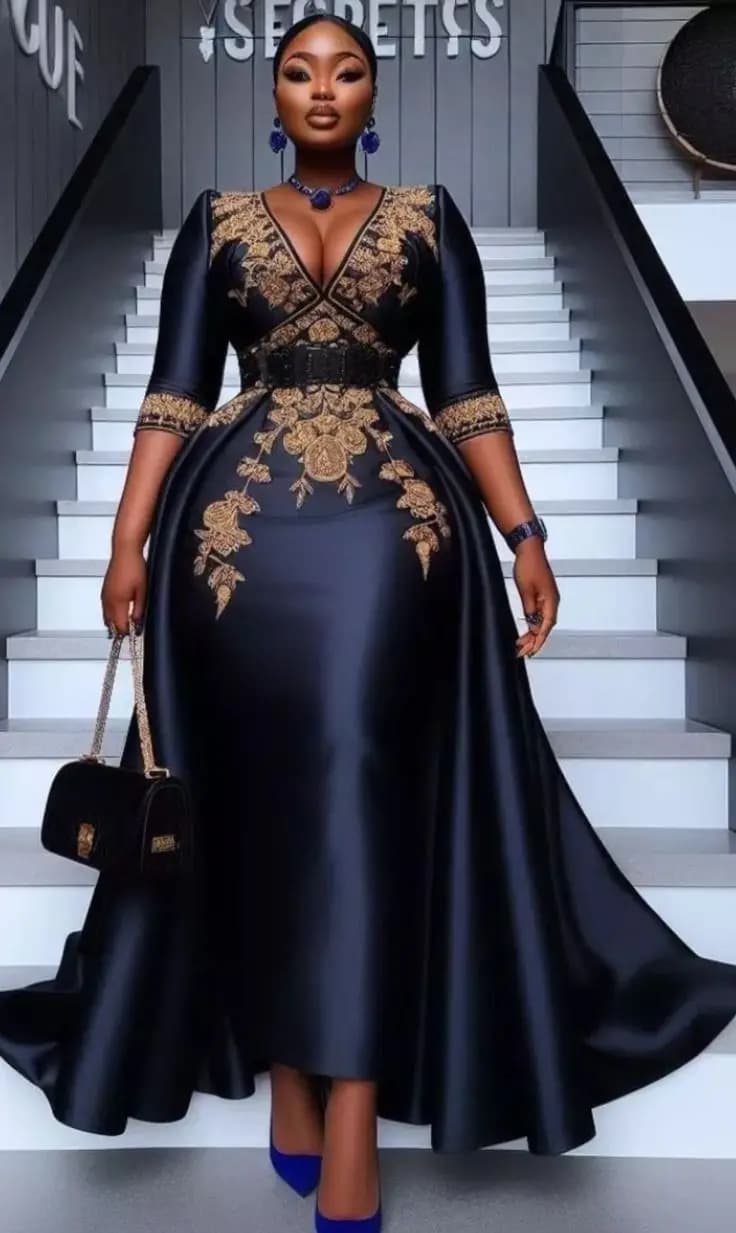 2025 Navy Blue Satin Gothic Evening Dresses With V Neck Lace Applique Short Sleeves Prom Party Gonws