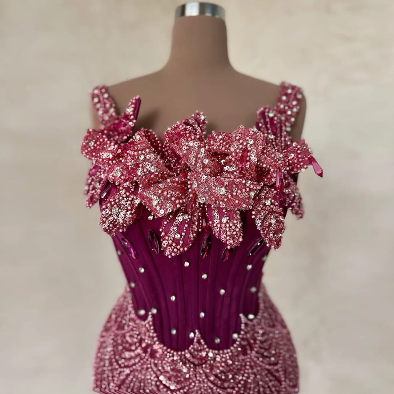 Luxury Sleeveless Mermaid Long Prom Dress Shiny Crystal Sequin Evening Dress 3D Flower Celebrity Dress Customized