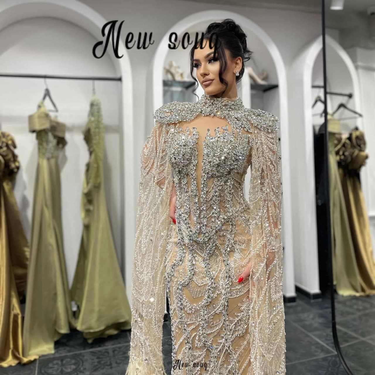 Crystals Long Cape Sleeve Two Pieces Prom Dresses Feather Celebrity Gown Customized 2025 Champagne Bridal Second Reception Dress