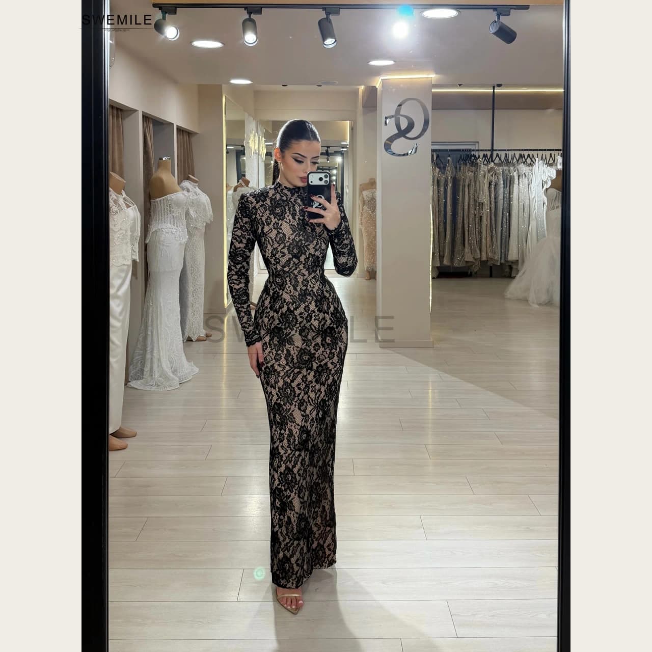 SWEMILE Black Lace Evening Dresses High Collar Long Sleeve Sexy Backless Empire Straight Dress Customized Arabia Formal Gowns