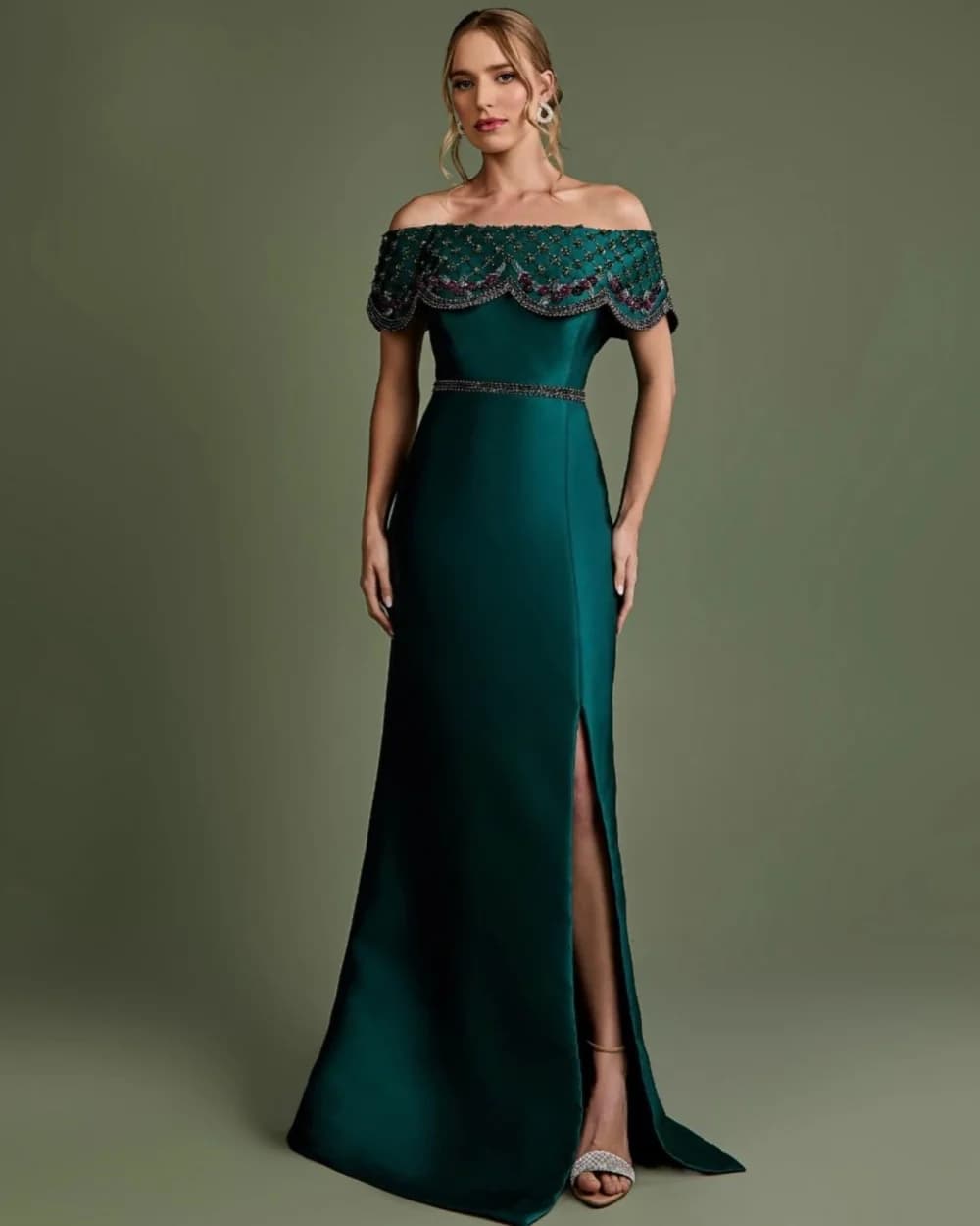 Customized Modern Style Women Charmeuse Beading Ruched Straight Evening Dresses Classic Off-the-shoulder Sleeveless Prom Dresses