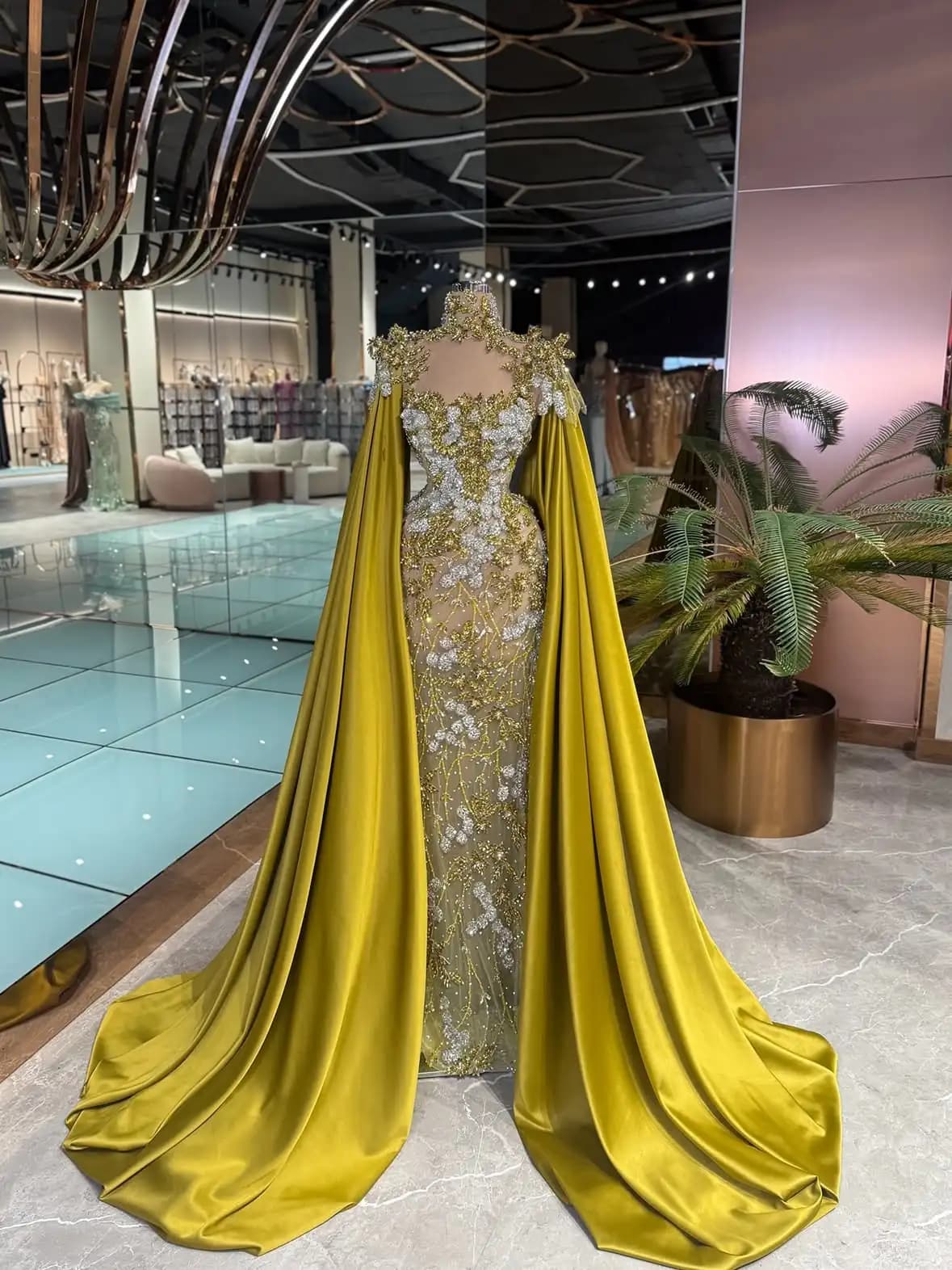Exquisite Gold Mermaid Evening Dress with Cape Sleeve High Neck Prom Dress Luxury Crystal Beaded Celebrity Dress Customized