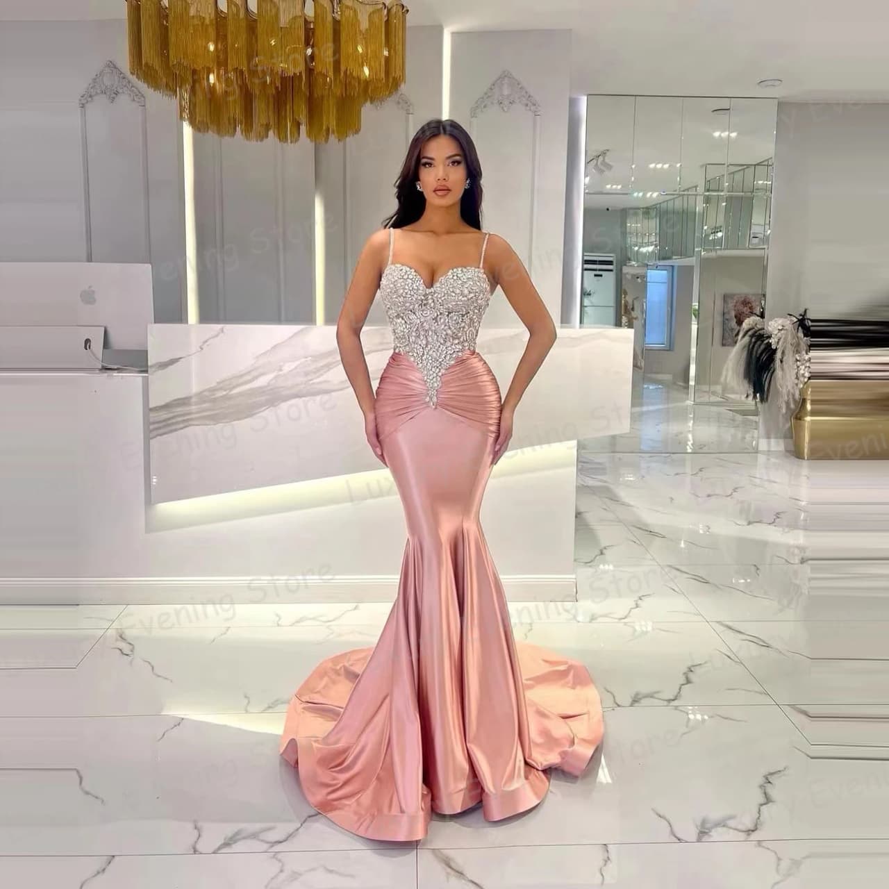 Classic Elegant Mermaid Evening Dresses Woman's Sexy Sleeveless Appliques Prom Gowns Court Train Satin فساتين طويلة Customized