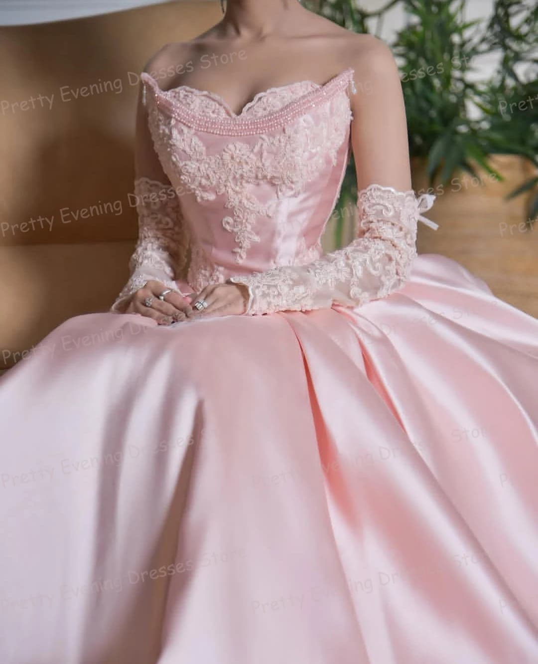 Pink Evening Dresses Woman's A Line Prom Gowns Appliques Beads Sexy Boat Neck Beach Party Fashion Customized Vestidos De Novia