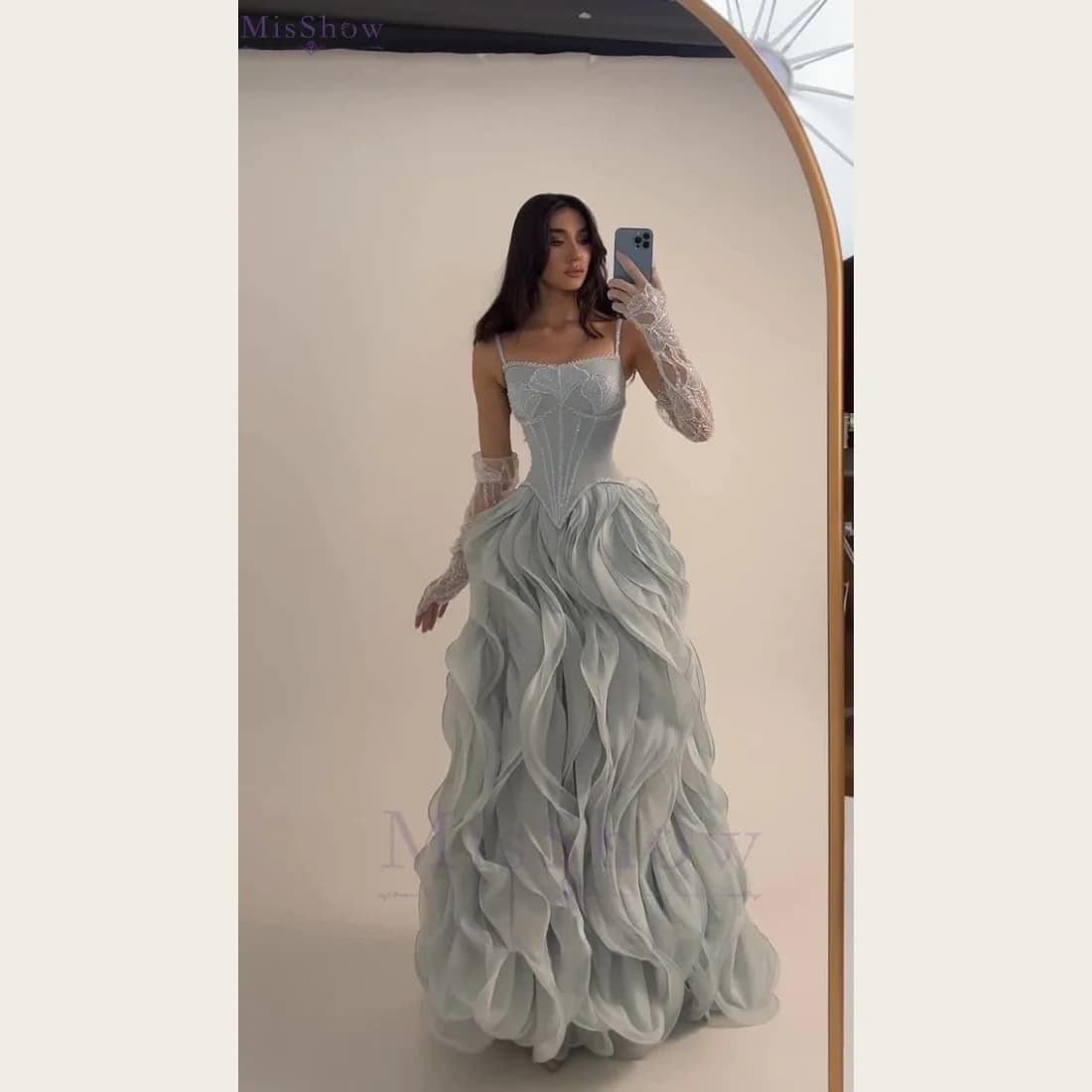 MisShow Elegant A-Line Evening Dresses Lace Applique Spaghetti Strap Ruffles Waves Layered Prom Dress Customized Formal Vestidos