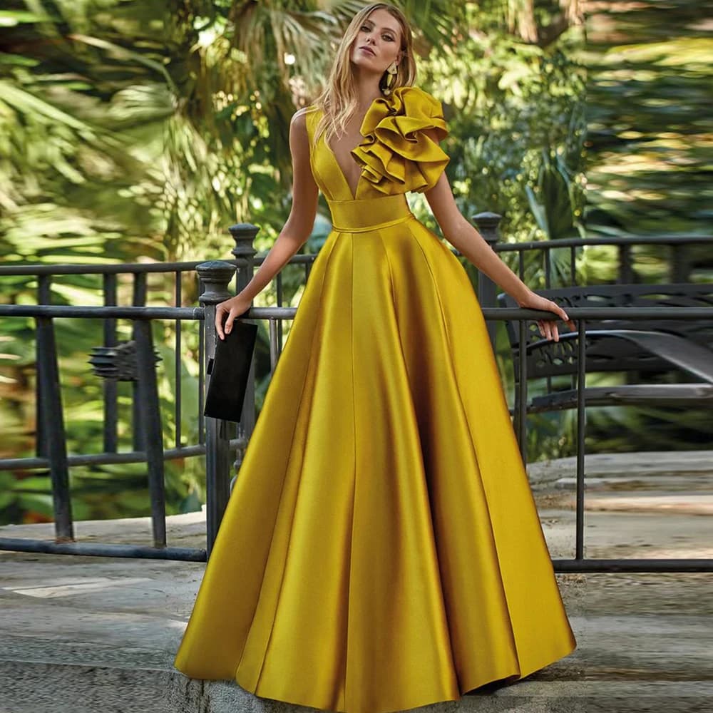 Wedding Guest Dress Formal Golden Satin Ruched Ruffles Bespoke Occasion Gown A-line V-neck Special Occasion Dresses
