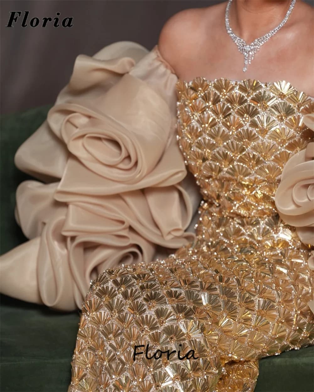 Blingbling Gold Beaded Celebrity Dresses With Ruffles Shoulder Arabic Crystals Evening Wear Gowns Wedding Party Dress Customized