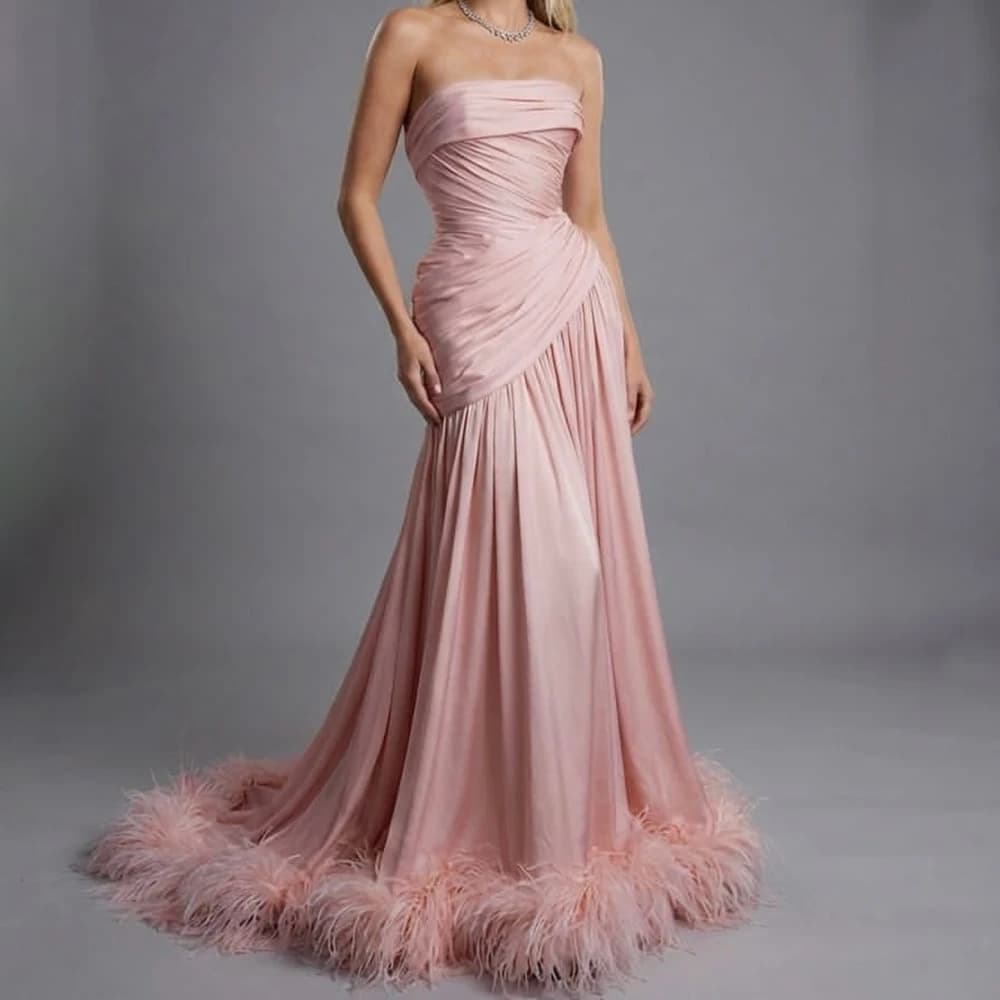 Luxury Feathers Pink Evening Dresses Formal Sleeveless Strapless Chapel Train Pleat Gowns Elegant Women Long Dress Vestidos