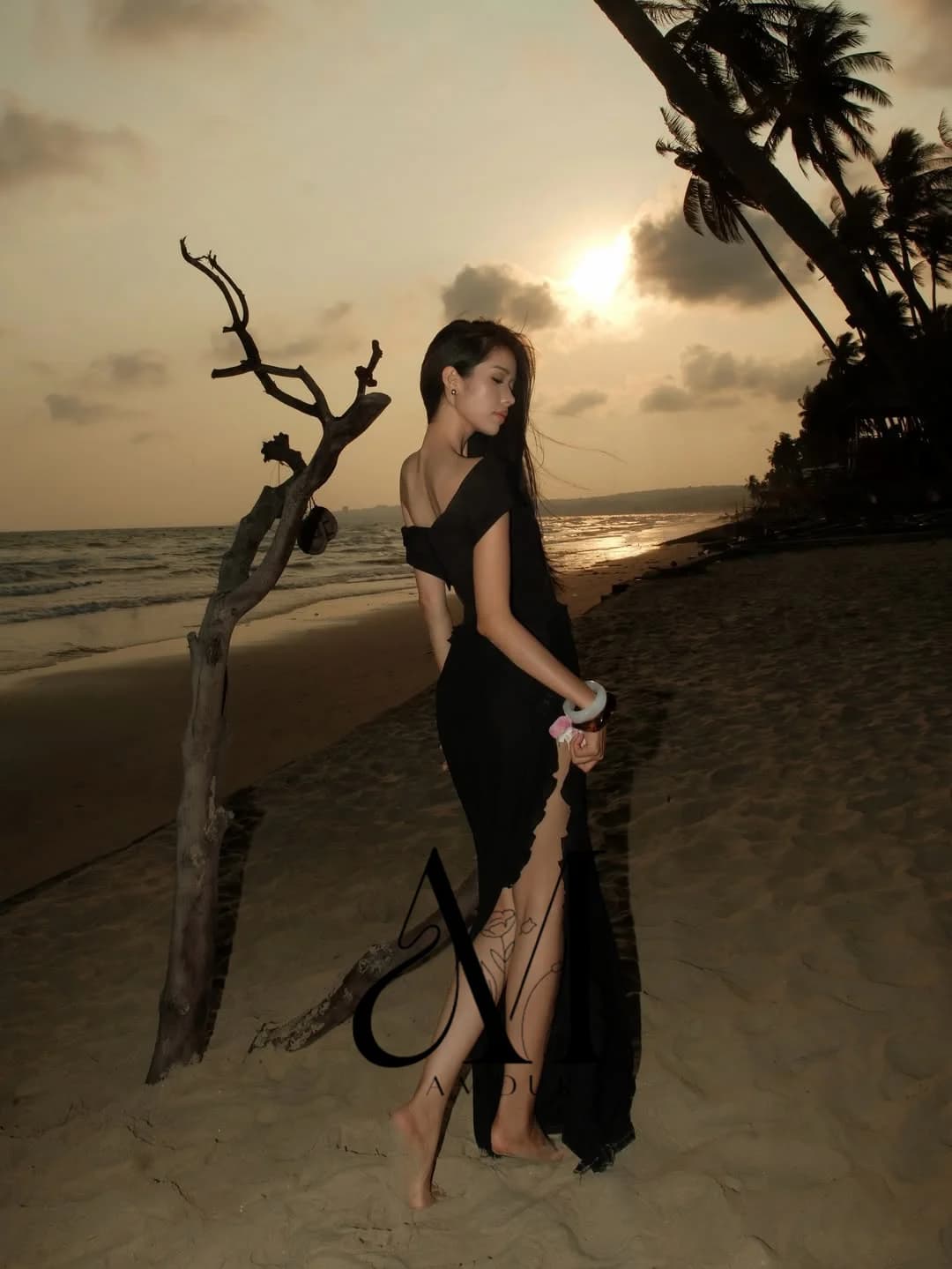 Amour Customized Off The Shoulder Evening Dresses High Slit Sexy Modern Floor-length Elegant Sleeveless Party Prom Gowns 2026