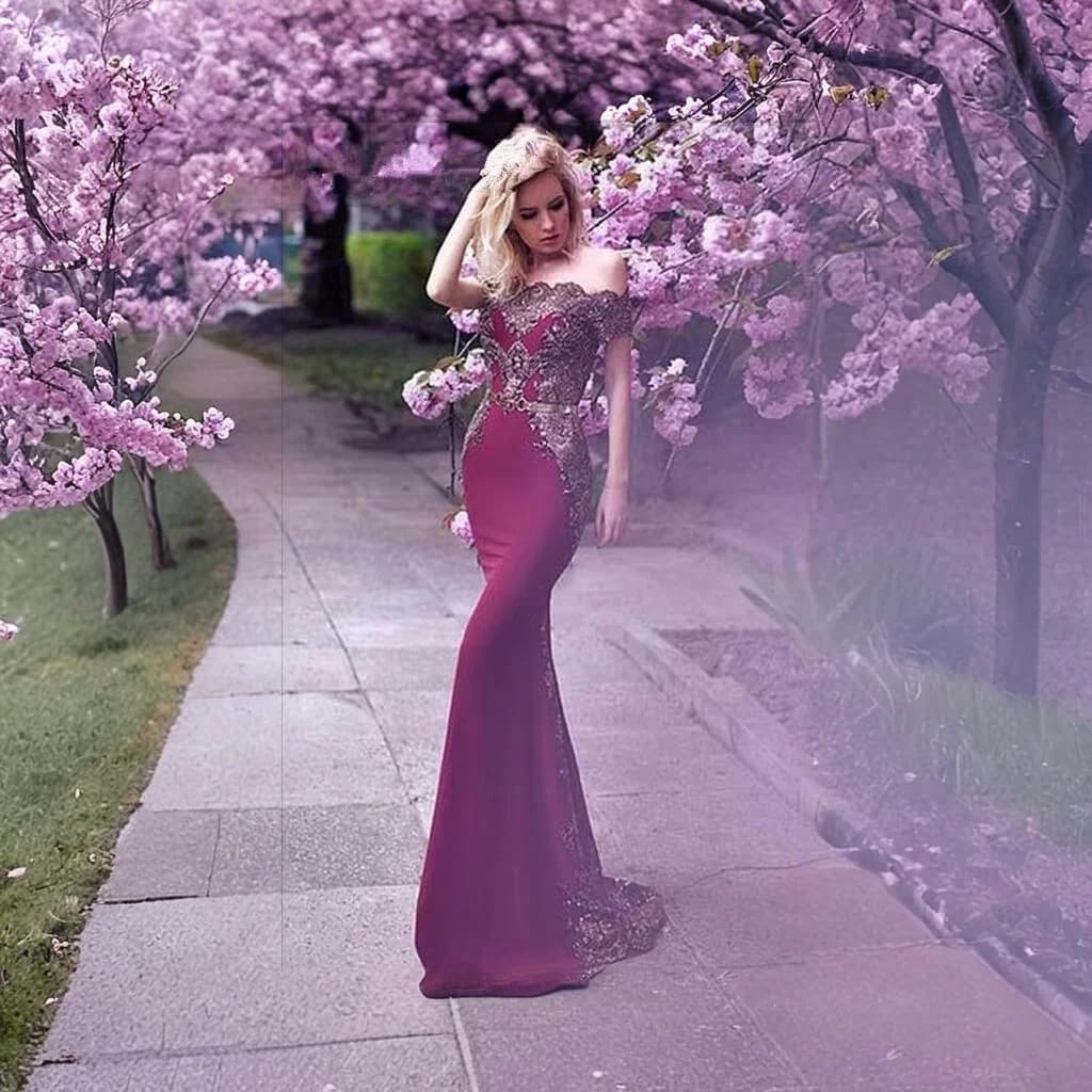 Vintage Burgundy Mermaid Evening Dresses Gold Appliques Elegant Off Shoulder Dubai Arabic Formal Party Dress Vestidos De Fiesta