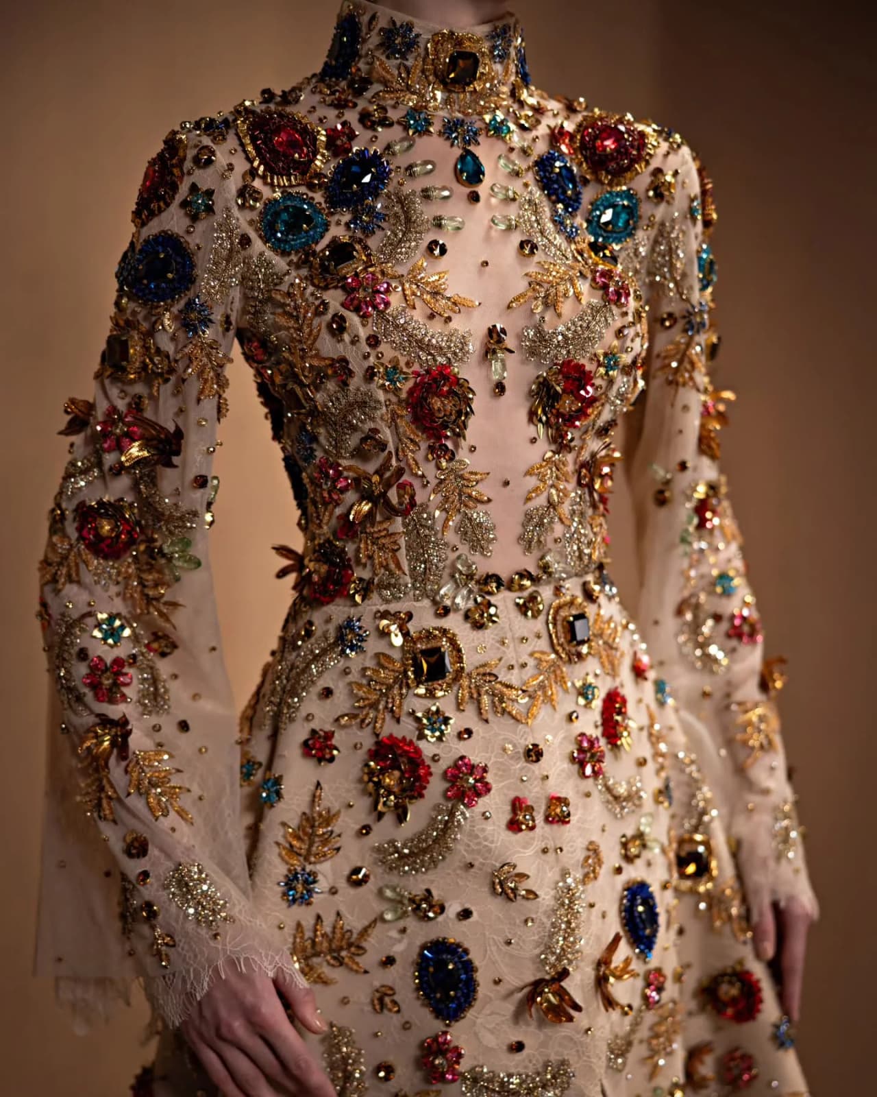 Customized Gold Beige High Neckline Long Sleeves Crystal Beads Luxury Custom Made Floor Length Formal Evening Dress 2025