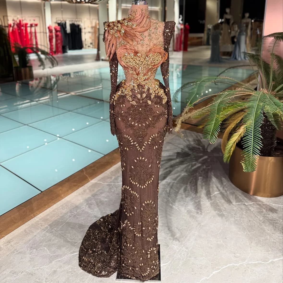 Luxury Brown Mermaid Evening Dress High Neck Long Sleeve Celebrity Dress Exquisite Crystal Feather Design Party Dress Customized